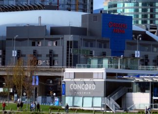 NHLプレーオフはトロントとエドモントンで開催 Rogers Arena, Vancouver, BC