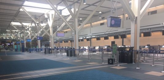 日本に一時帰国、入国体験をレポート2 yvr duriing pandemic; Photo © the Vancouver Shinpo