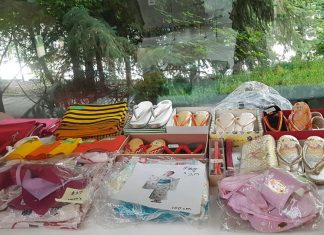 日系文化センター・博物館でMini Market開催中