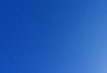 BC州で記録的な猛暑に Blue Sky in summer, Vancouver, BC; File photo © the Vancouver Shinpo