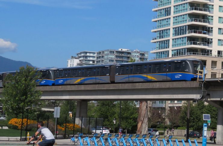 12歳以下の子どもは公共交通機関の利用が無料に Skytrain in Vancouver, British Columbia; File photo © Japan Canada Today