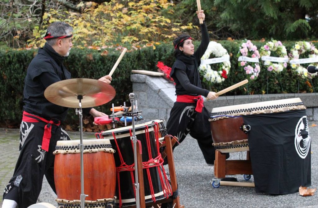 Taiko Duet, John Endo Greenaway, left, and Emiko Newman; Photo by ©︎Toru Furukawa/ The Vancouver Shinpo