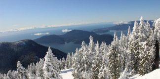 グラウスとサイプレスのゲレンデがオープン サイプレスマウンテンからのハウサウンドの眺望 Photo ©Cypress Mountain