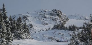 サイプレス・スキーシーズンが早くもオープン、他のスキー場もオープン間近 世界有数のスキーリゾート、ウィスラー ©野口英夫