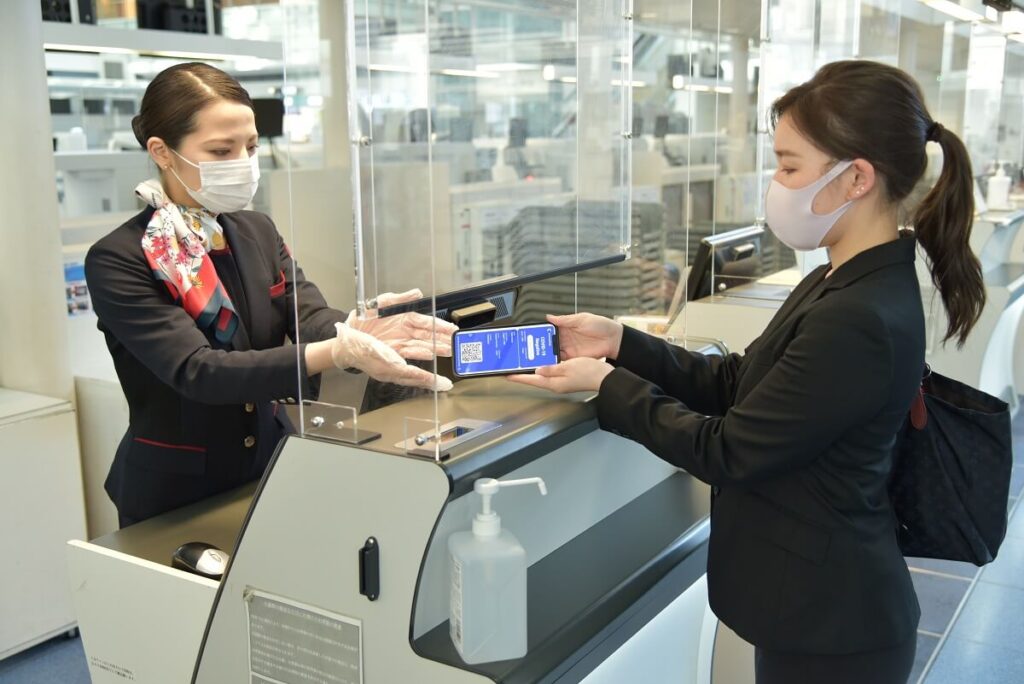 デジタル健康証明書について実証試験が始まった　Photo Courtesy of Japan Airlines Co., Ltd.,