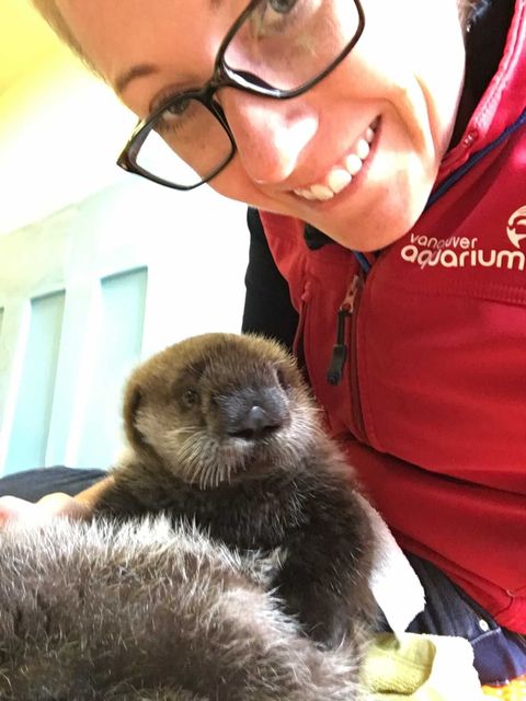 バンクーバー水族館で海洋生物トレーナーとして活躍するKP（クリスティン・プランカート）さん。Photo courtesy of Kristyn Plancarte