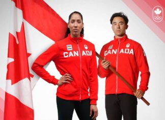 ラグビーカナダ代表日系カナダ人ヒラヤマ選手、東京五輪で旗手に 東京五輪で旗手を務めるヒラヤマ選手(右)とアイム選手。Photo by ©︎Canadian Olympic Commitee