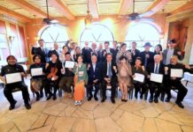 日本カナダ商工会議所のクリスマス・ランチ、2021小松和子アワード授賞式 30名が参加して親睦のひとときを過ごした。 Photo by Manto Artworks、©The Japan-Canada Chamber of Commerce