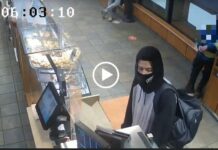 バンクーバーのティムホートンズで男性が刺された事件、容疑者を逮捕(更新) バンクーバー警察が公開した犯人の映像。Photo courtesy of Vancouver Police