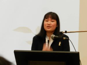 大学オープン部門１位のミシェル アン チェンさん©The Vancouver Shinpo