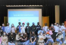 「日本語を学ぶ高校生が日本語と日本文化の知識を競い合う」第5回ジャパンボウル・メトロバンクーバー大会開催 第5回ジャパンボウル・メトロバンクーバー大会、出場者のみなさん。©The Vancouver Shinpo