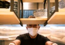 麵屋一燈の北米1号店、プレオープンイベントをリポート 創業者の坂本幸彦さん。Photo by Rich Wong/Menya Itto Canada