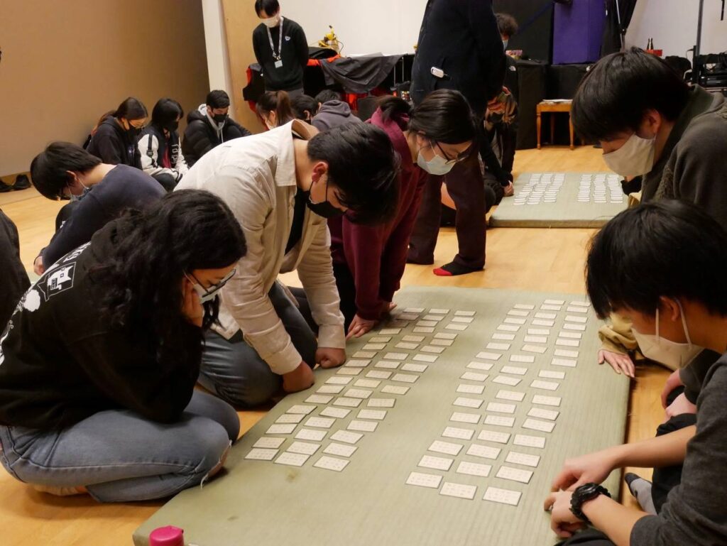 百人一首大会も開催された。Photo courtesy of Vancouver Japanese Language School