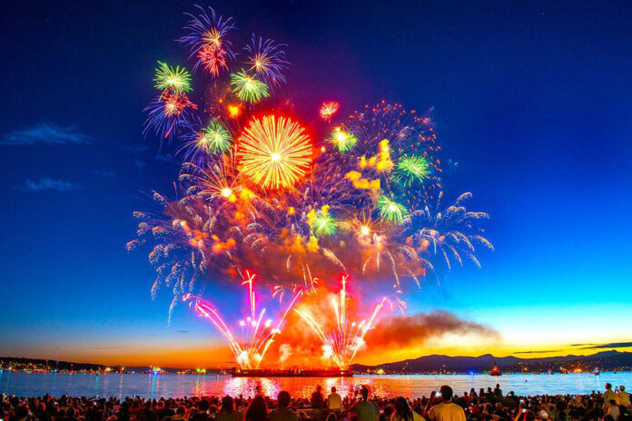 Honda Celebration of Light, Japan 2017; Photo by Koichi Saito