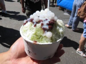 夏祭りに欠かせないかき氷。バンクーバーで宇治金時。The Powell Street Festival in 2018