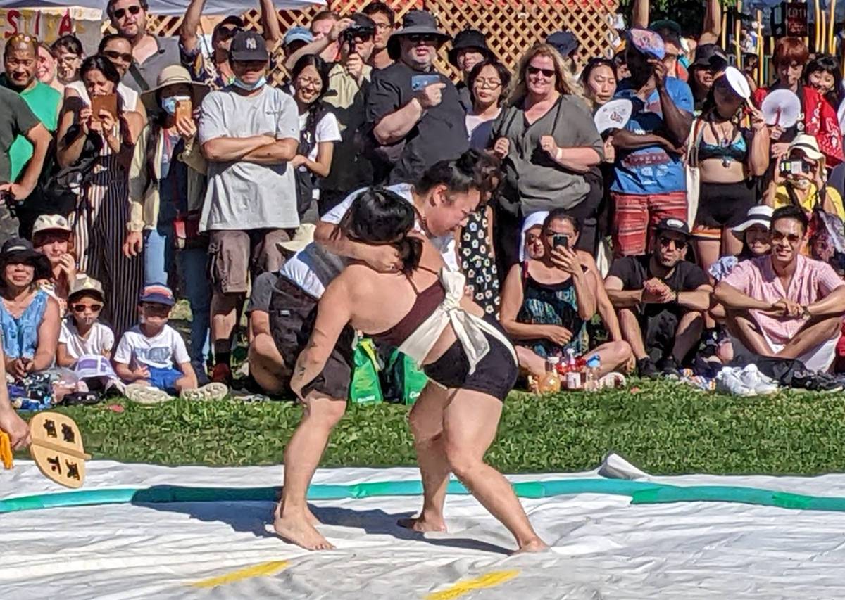 パウエル祭が最も盛り上がる相撲大会。女子決勝戦！2022年7月31日、オッペンハイマー公園。Photo by the Vancouver Shinpo
