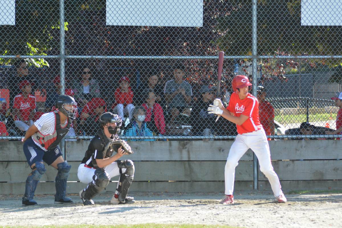 今年も多くのファンが観戦。2022年9月5日、バンクーバー市ナナイモパーク。写真：Noriko Tsuchiya/The Asahi Baseball Association