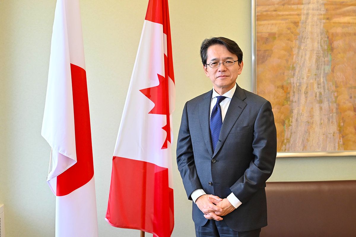 丸山浩平総領事、在バンクーバー日本国総領事館総領事室で。2022年10月24日。Photo by ©Koichi Saito