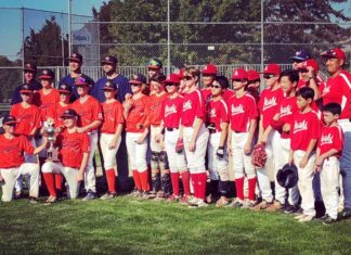 朝日準優勝!U13野球トーナメント、カムループスで開催 朝日U13準優勝。ブリティッシュ・コロンビア(BC)州Tournament Capital Center(カムループ市)2022年10月2日。Photo by Asahi U13 Travel Team