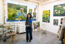 バンクーバーのアートな4日間 “Eastside Culture Crawl” まもなく開催 Ms. Eri Ishii. Photo by Wendy D, provided by The Eastside Art Society