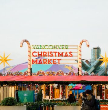 クリスマスシーズン到来! バンクーバー・クリスマスマーケット12日に開幕!! バンクーバー・クリスマスマーケットの入り口。Photo credit Vancouver Christmas Market/Lindsay Elliot