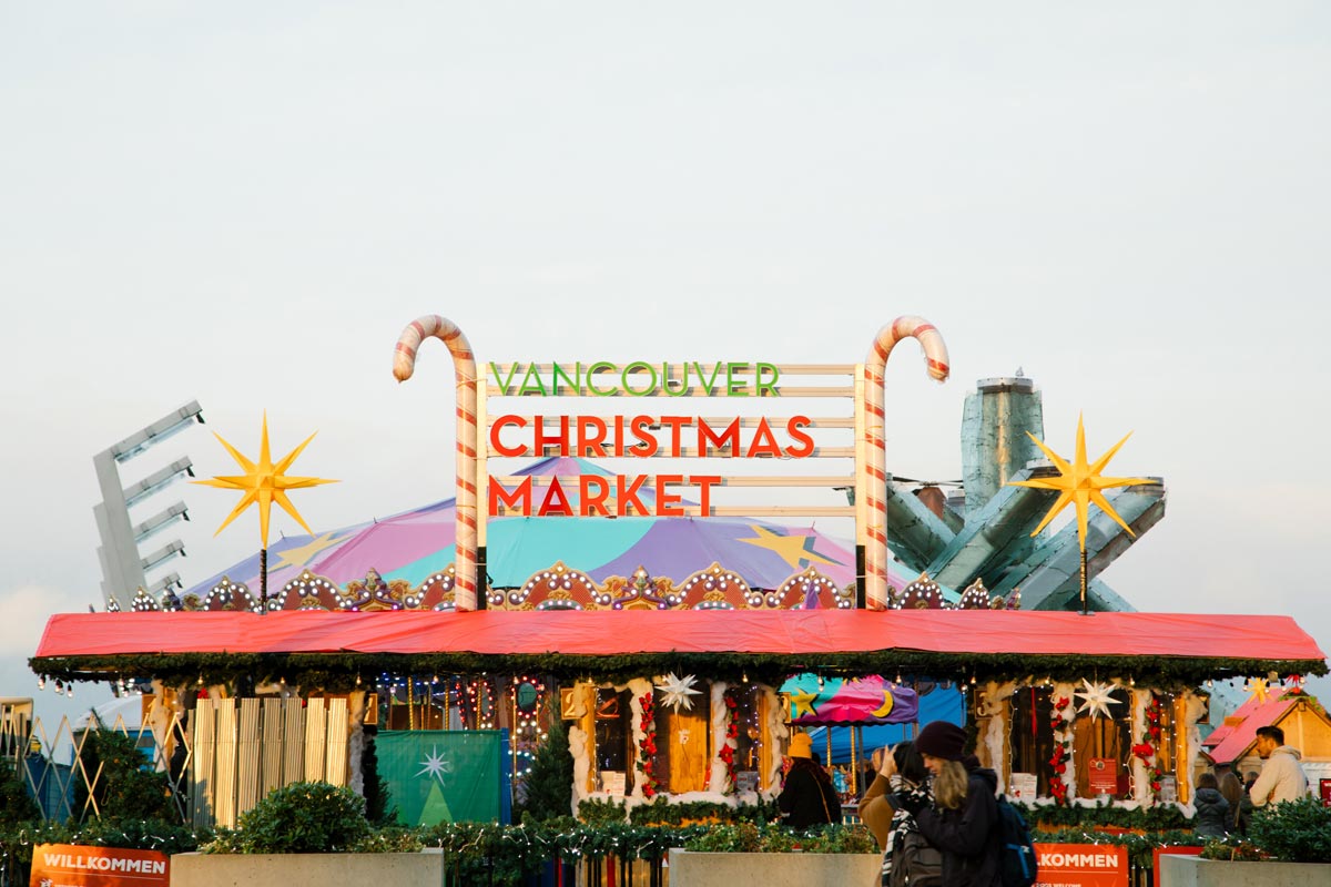 バンクーバー・クリスマスマーケットの入り口。Photo credit Vancouver Christmas Market/Lindsay Elliot