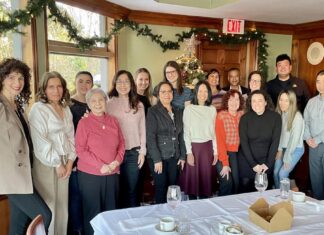 日本とBC州で歯科医師の免許を持つ楠瀬智子さんに聞く Dr. Okamura Dental Office。2022年12月。Photo provided by Dr. Tomoko Kusunose