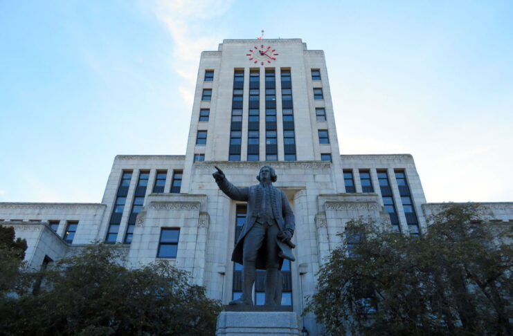 バンクーバー市長、虚偽の薬物配布発言で同僚市議に提訴される バンクーバー市役所。Photo by Japan Canada Today