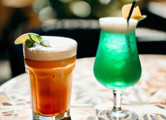 バンクーバー市、複数の公共プラザでの飲酒を1年間許可