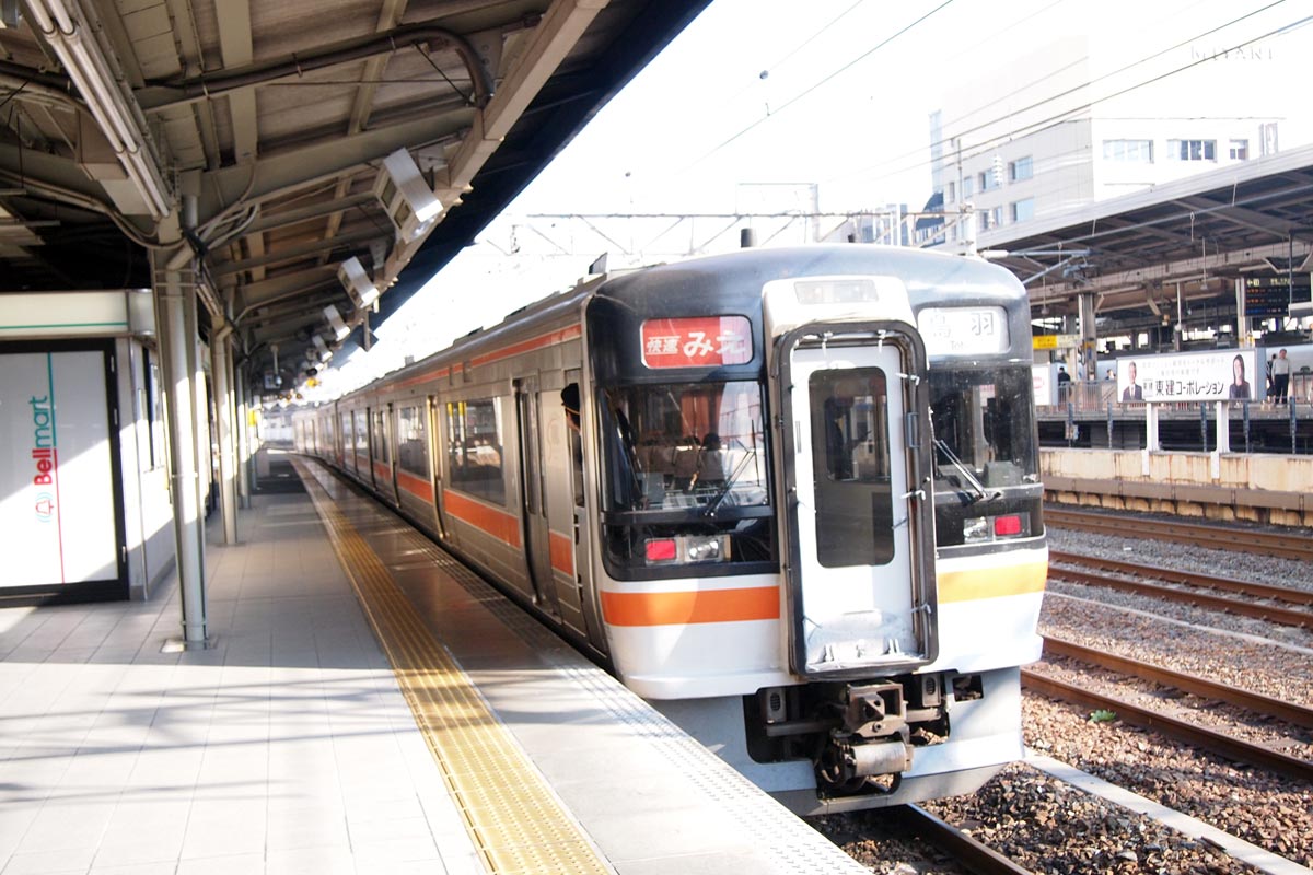 快速みえ：JR東海が「快速みえ」に運用しているキハ75形（2018年5月22日、大塚圭一郎撮影）