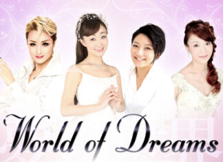 宝塚歌劇団OGによるレビュー “World of Dreams” バンクーバー公演8月に 左から:綺華れいさん、毬穂えりなさん、天羽珠紀さん、珠まゆらさん。Photo courtesy of Ms. Flower Sakiko