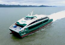 バンクーバーとナナイモをつなぐ高速船Hullo、最大1日7往復に 今年8月から運航開始が予定されている高速船Hullo "Spuhels"。Photo provided by Vancouver Island Ferry Company