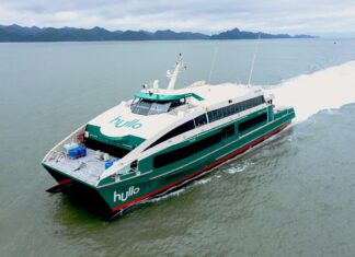 バンクーバーとナナイモをつなぐ高速船Hullo、最大1日7往復に 今年8月から運航開始が予定されている高速船Hullo "Spuhels"。Photo provided by Vancouver Island Ferry Company
