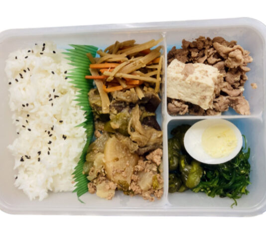 シニア向け新プログラム「日本のお弁当宅配サービス」開始 日系シニアズヘルスケア&住宅協会によるシニア向け新プログラム「日本のお弁当宅配サービス」のお弁当(一例)。写真提供:日系シニアズヘルスケア&住宅協会