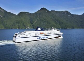 BCフェリーとザトウクジラが衝突の可能性 The Northern Expedition from BC Ferry Website