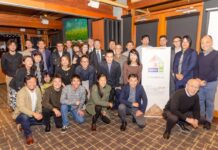 建友会10周年記念パーティー 建友会10周年記念パーティー。2023年11月26日、バンクーバー市。写真:建友会