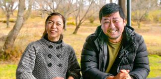 「異国の地で育まれた夢、小礒和子さんのカナダ滞在と起業の記」カナダの魅力を語る~シリーズ第9回 小礒和子さん(左)と隼さん。Photo by Koichi Saito