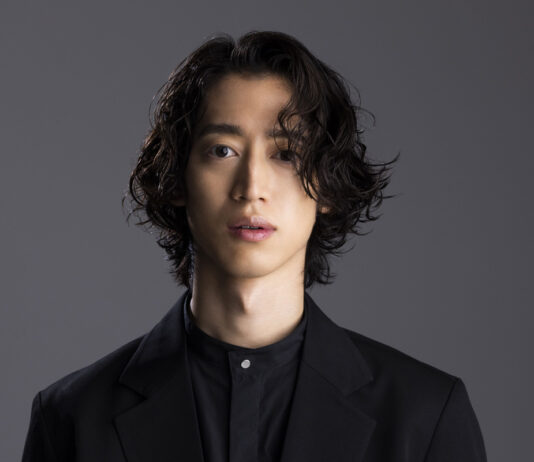 異色のピアニスト角野隼斗さん、バンクーバー・メトロポリタン・オーケストラと共演 角野隼斗さん。Photo courtesy of Vancouver Metropolitan Orchestra