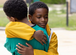 「子どもたちの視点から見る社会の現実」We Grown Now(Minhal Baig監督) Blake Cameron James and Gian Knight Ramirez in WE GROWN NOW. Courtesy of Sony Pictures Classics.