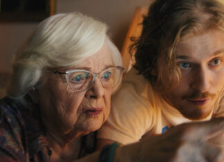 オレオレ詐欺被害にあったおばあちゃんが大奮闘!「Thelma」(Josh Margolin 監督) June Squibb and Fred Hechinger in Thelma. Photo courtesy of Magnolia Pictures