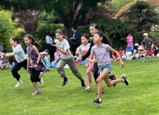 今年もグラッドストーン日本語学園サマースクール開催(日系センター in Burnaby, BC) 体を動かした午後のひと時。グラッドストーン日本語学園