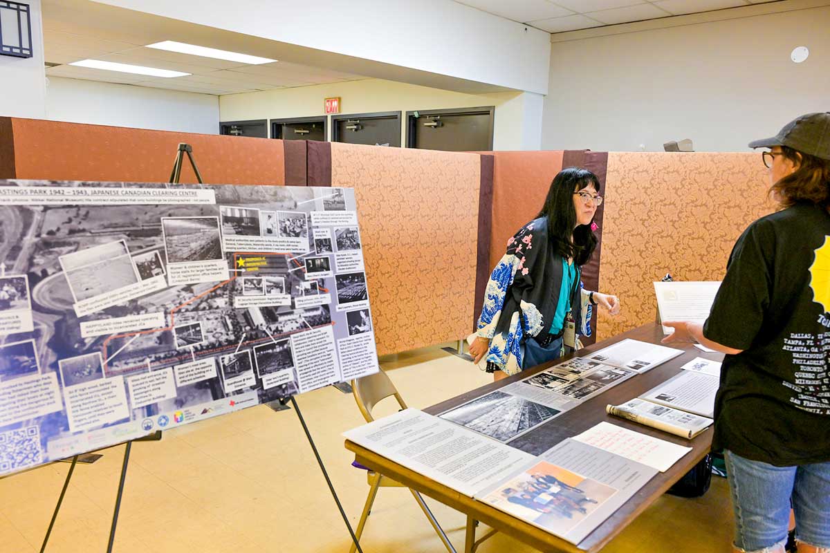 「日系カナダ人ヘイスティングス・パーク拘留者記念館および展示センター」の紹介。2024年8月3日、バンクーバー市。Photo by Japan Canada Today