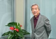 「縁」が重なって実現したバンクーバー・矢野アカデミー30周年を迎えて、矢野修三さんインタビュー(前編) 矢野アカデミー校長・矢野修三さん。2024年8月20日、バンクーバー市。Photo by Koichi Saito