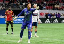 ホワイトキャップス、プレーオフ進出もシアトルに痛い黒星 GK高丘がチームメートに指示を出す。2024年10月2日、BCプレース。Photo by Koichi Saito