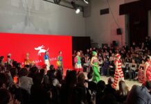 一度は着てみたい「HAYAMA SUNDAY」 デザイナーの杉本伸子さんインタビュー~バンクーバー・ファッションウィーク2025春夏 カラフルなデザインが楽しい「HAYAMA SUNDAY」。2024年10月26日、バンクーバー市。Photo by Jenna Park