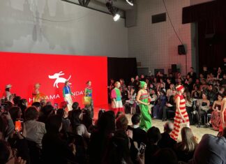 一度は着てみたい「HAYAMA SUNDAY」 デザイナーの杉本伸子さんインタビュー~バンクーバー・ファッションウィーク2025春夏 カラフルなデザインが楽しい「HAYAMA SUNDAY」。2024年10月26日、バンクーバー市。Photo by Jenna Park