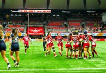 7人制ラグビー・カナダセブンズ女子日本代表ベスト4に食い込む「小さい体でも勝てるラグビーを目指す」 逆転勝ちを喜ぶ日本代表。アメリカ戦。2025年2月22日、BCプレース。Photo by Koichi Saito/Japan Canada Today