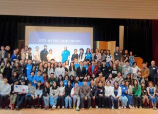 「日本好き高校生たちによる白熱のクイズバトル!」メトロバンクーバー・ジャパンボウル2025開催 メトロバンクーバー・ジャパンボウル2025、参加者全員で集合写真。2025年3月8日、日系文化センター・博物館。Photo courtesy of JETAABC/Mark Perez