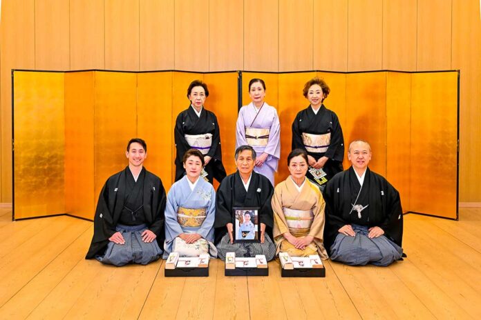 名古屋の西川流家元会館での名取襲名披露式で。2025年4月6日。写真提供　西川流カナダ彩月会／撮影　斉藤光一