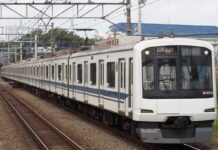 「カナダ“乗り鉄”の旅」第25回  「将来のカナダ首相」と目される主要大臣、和やかな表情が一瞬にして曇った「人名」とは 東急電鉄の電車5050系の東海道・山陽新幹線デザインラッピング編成(大塚圭一郎撮影)